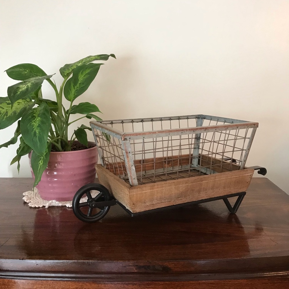 New-Farmhouse Metal Wheel Barrow